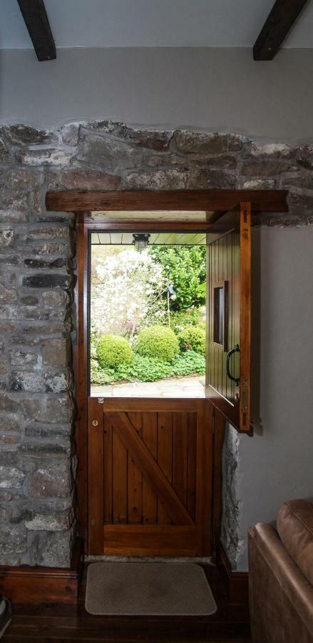 Ty Carreg Fach Staycation Cottage Κάρντιφ Εξωτερικό φωτογραφία